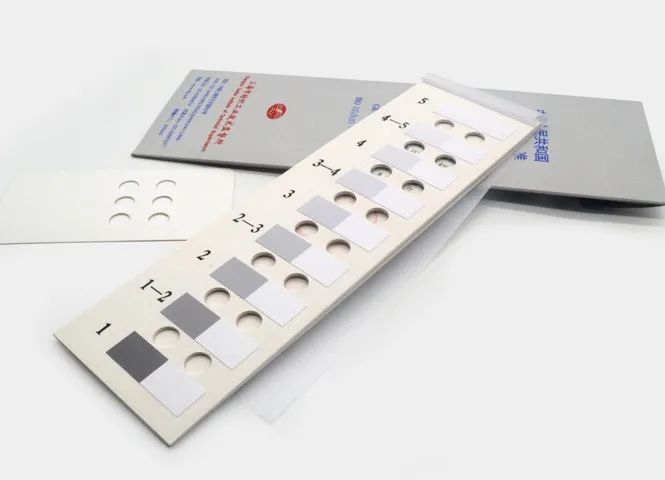 衣服一洗就掉色？關(guān)于紡織服裝洗液沾色程度